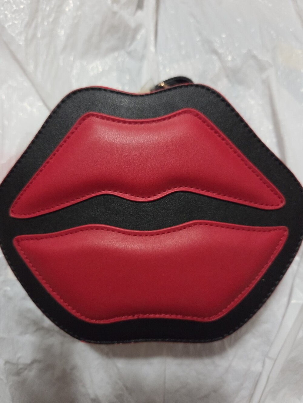 Icing Red and Black Lip-Shaped Mini Crossbody Bag